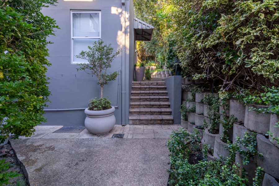 7 Bedroom Property for Sale in Camps Bay Western Cape